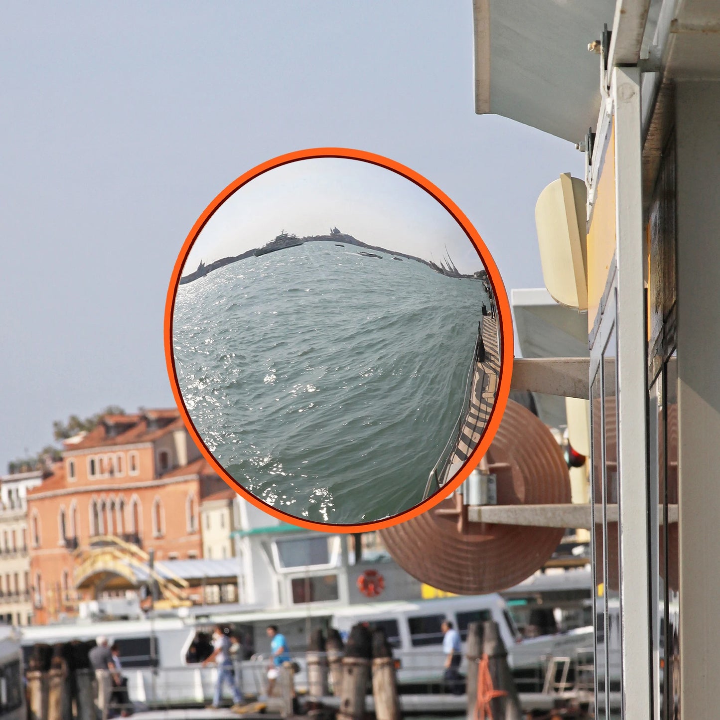 60cm Convex Traffic Mirror Wide Angle, Security Mirror Curved Road Mirror with Bracket, for Blind Spot Supermarket Road Parking